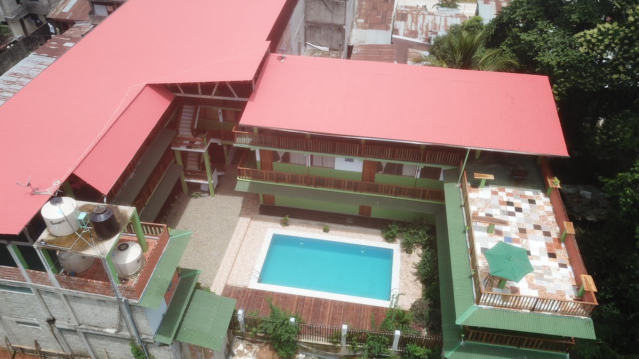Tambopata Hostel Puerto Maldonado Luaran gambar
